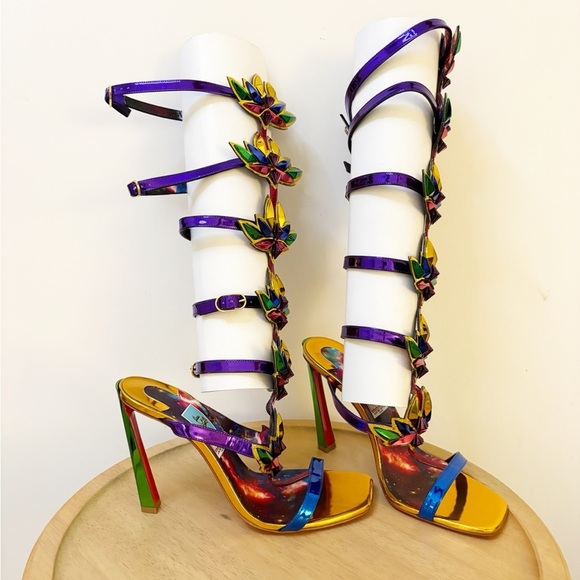 New Christian Louboutin x Marvel Sea Warrior Leather Heels - Picture 10 of 13